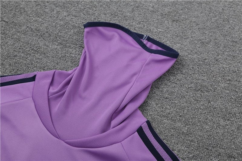 Special Edition Tracksuit Kit - Detail