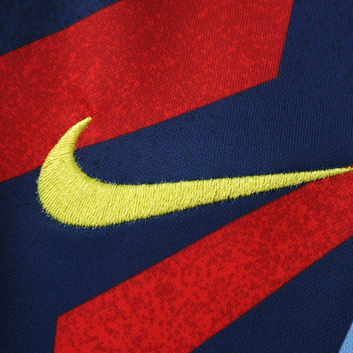 Pre-Match Fourth 25/26 Men’s Shirt - View 3