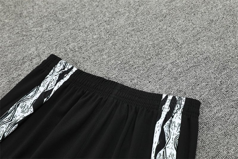 Away 24/25 Tracksuit Kit - Detail