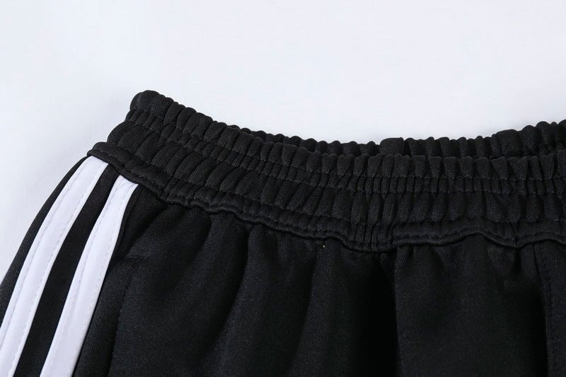 Special Edition Tracksuit Kit - Detail