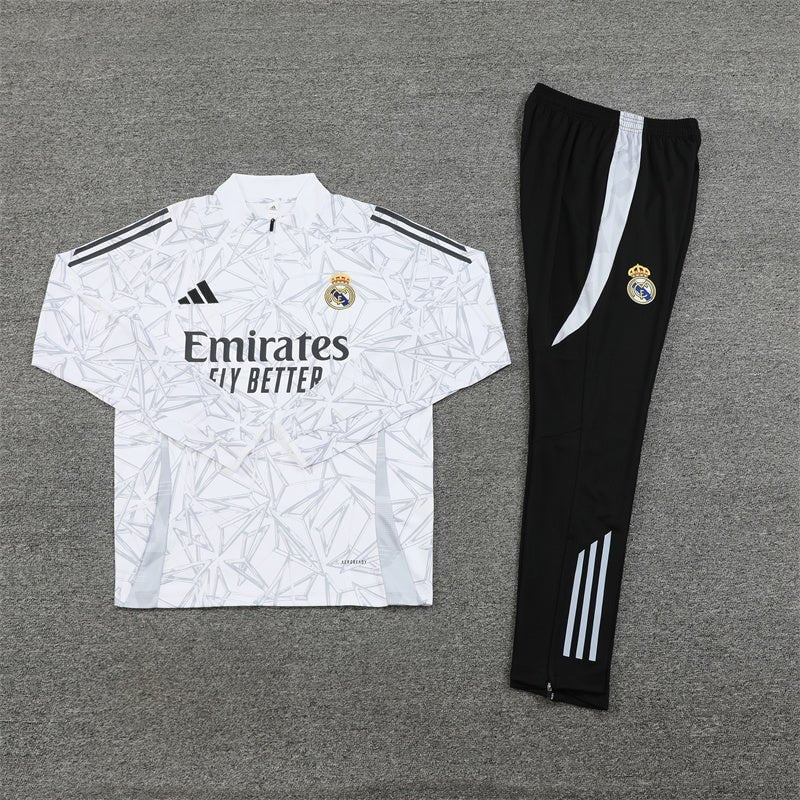 Special Edition Tracksuit Kit - Detail