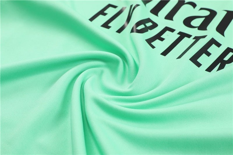 Special Edition Tracksuit Kit - Detail