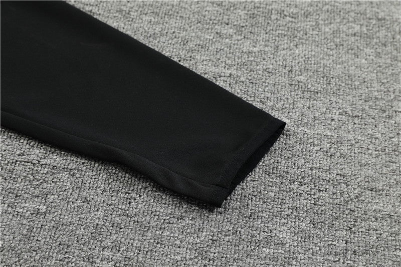 Special Edition Tracksuit Kit - Detail