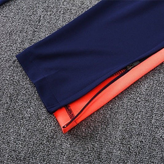 Home 24/25 Tracksuit Kit - Detail