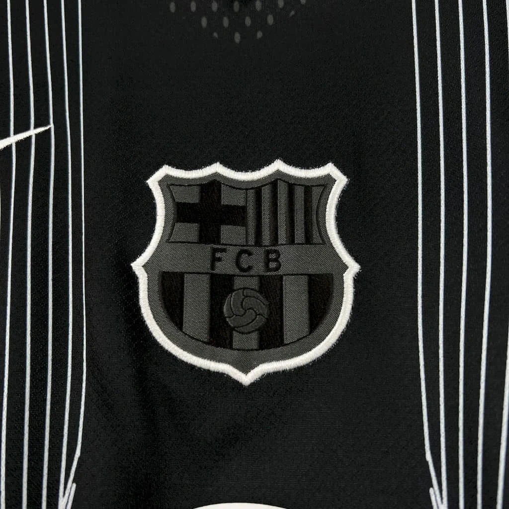Special Edition 25/26 Men's Shirt - Club Crest