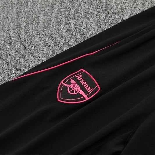 Special Edition Tracksuit Kit - Detail