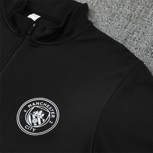 25/26 Tracksuit Kit - Detail
