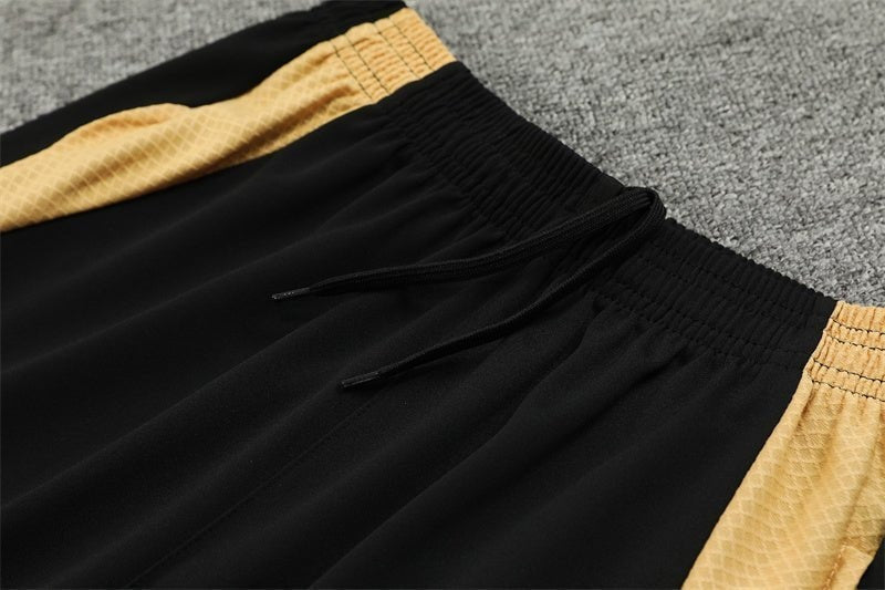 Special Edition Tracksuit Kit - Detail