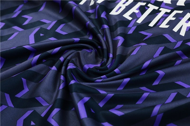 Special Edition Tracksuit Kit - Detail