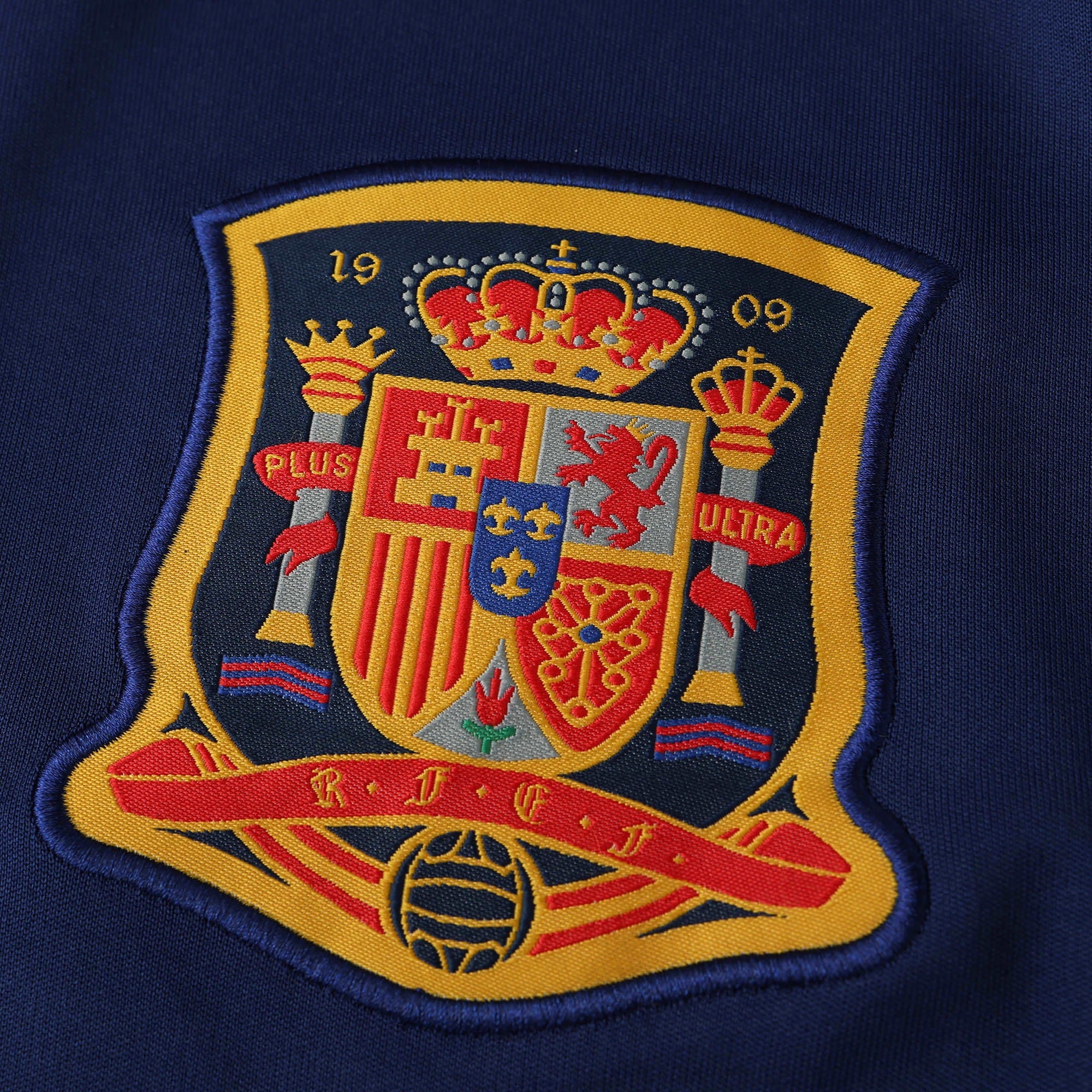 Spain 2010 Retro Away Shirt - View 4