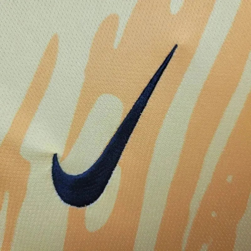 Portugal 24/25 Goalkeeper Shirt - View 7