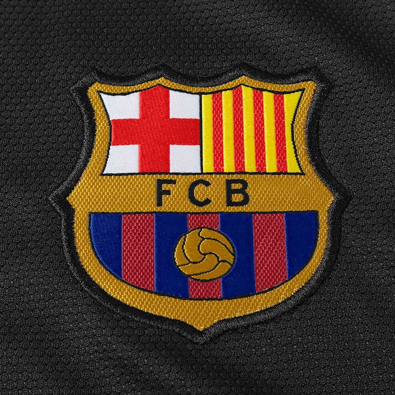 Retro Trešais Krekls 2013/14
