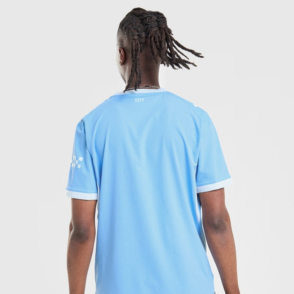 Home 26/27 Player Edition Shirt - Back Modeled