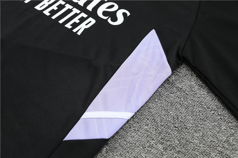 Special Edition Tracksuit Kit - Detail