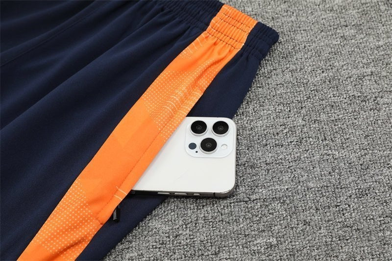 Special Edition Tracksuit Kit - Detail