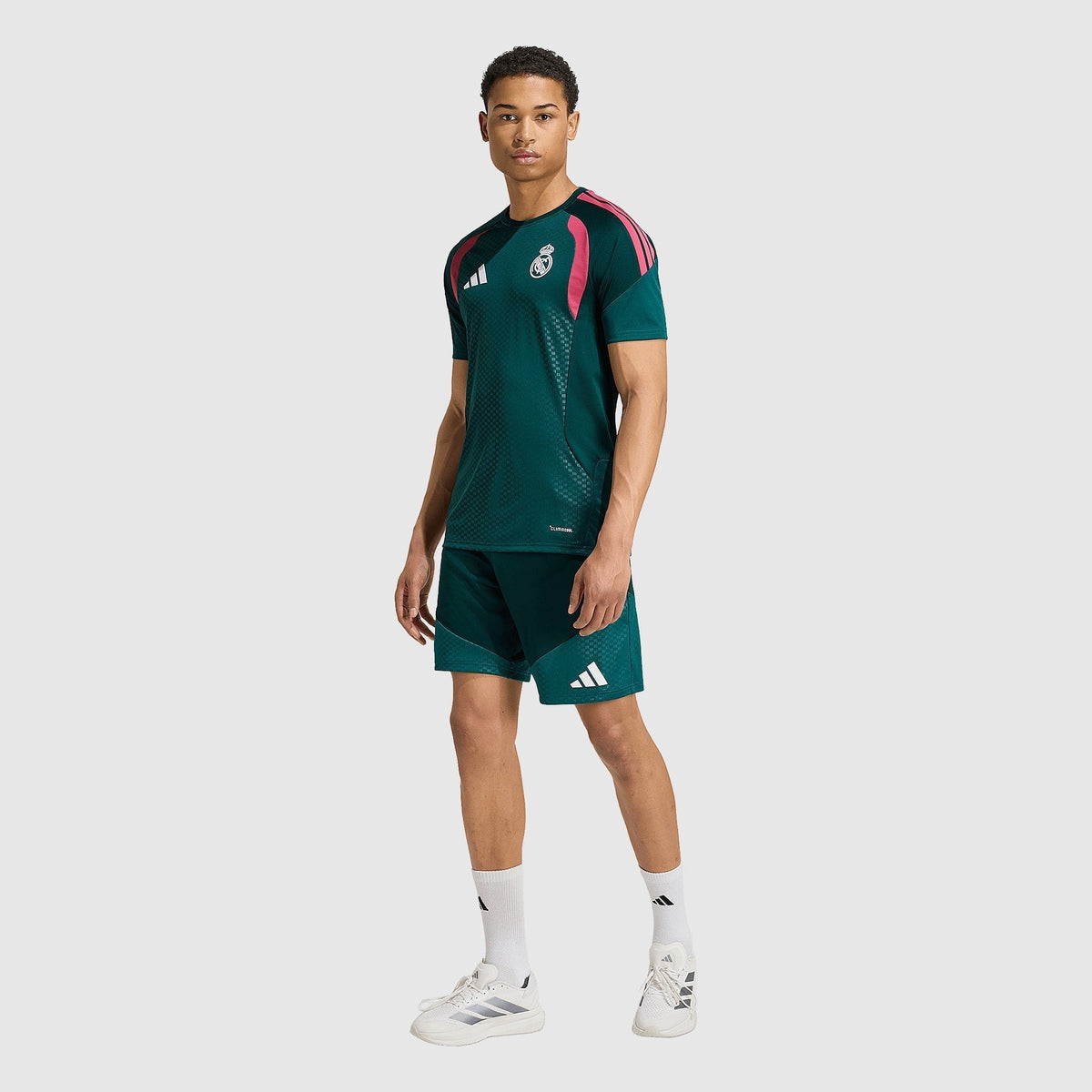 Training Top 26/27 - View 3