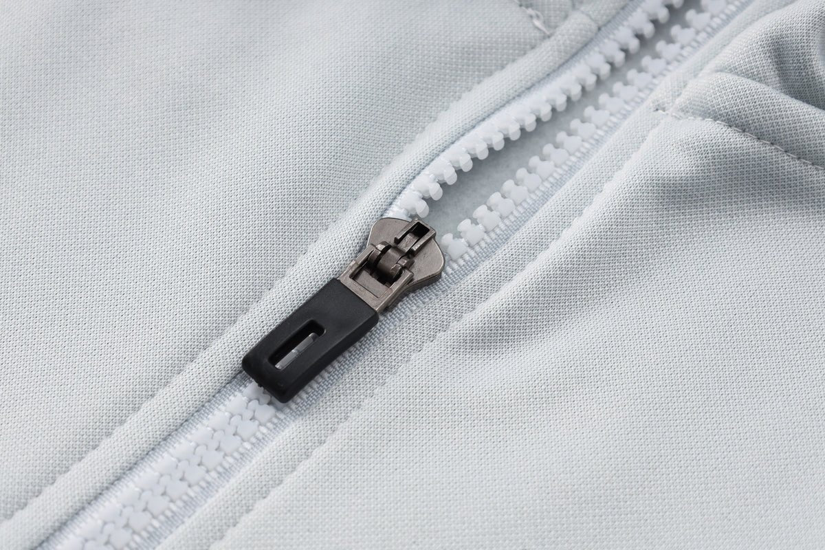 Tracksuit Kit - Detail