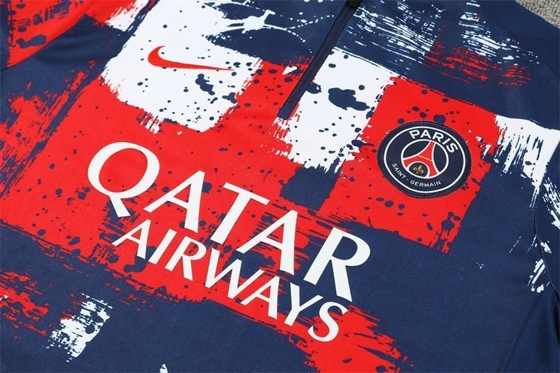 Special Edition Tracksuit Kit - Detail