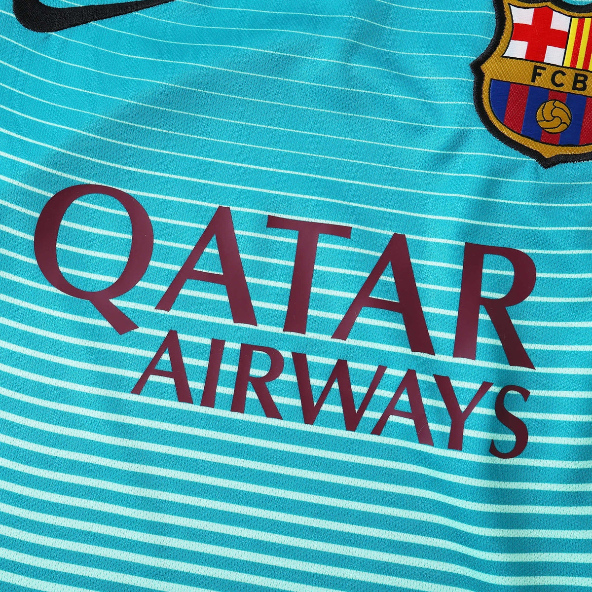 Retro Third 2016/17 Shirt - View 5