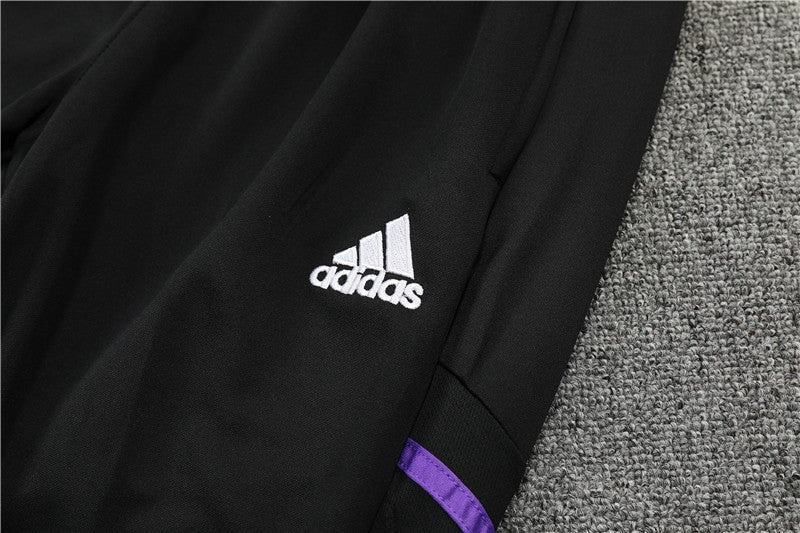 Special Edition Tracksuit Kit - Detail