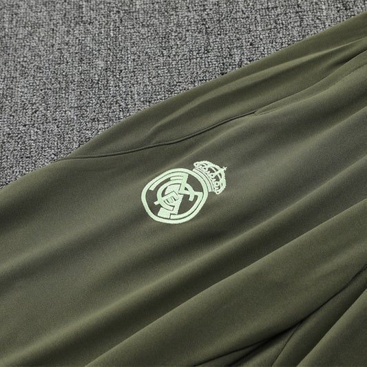Training 25/26 Tracksuit Kit - Detail