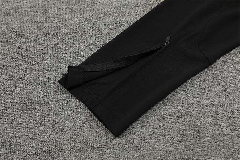 Special Edition Tracksuit Kit - Detail