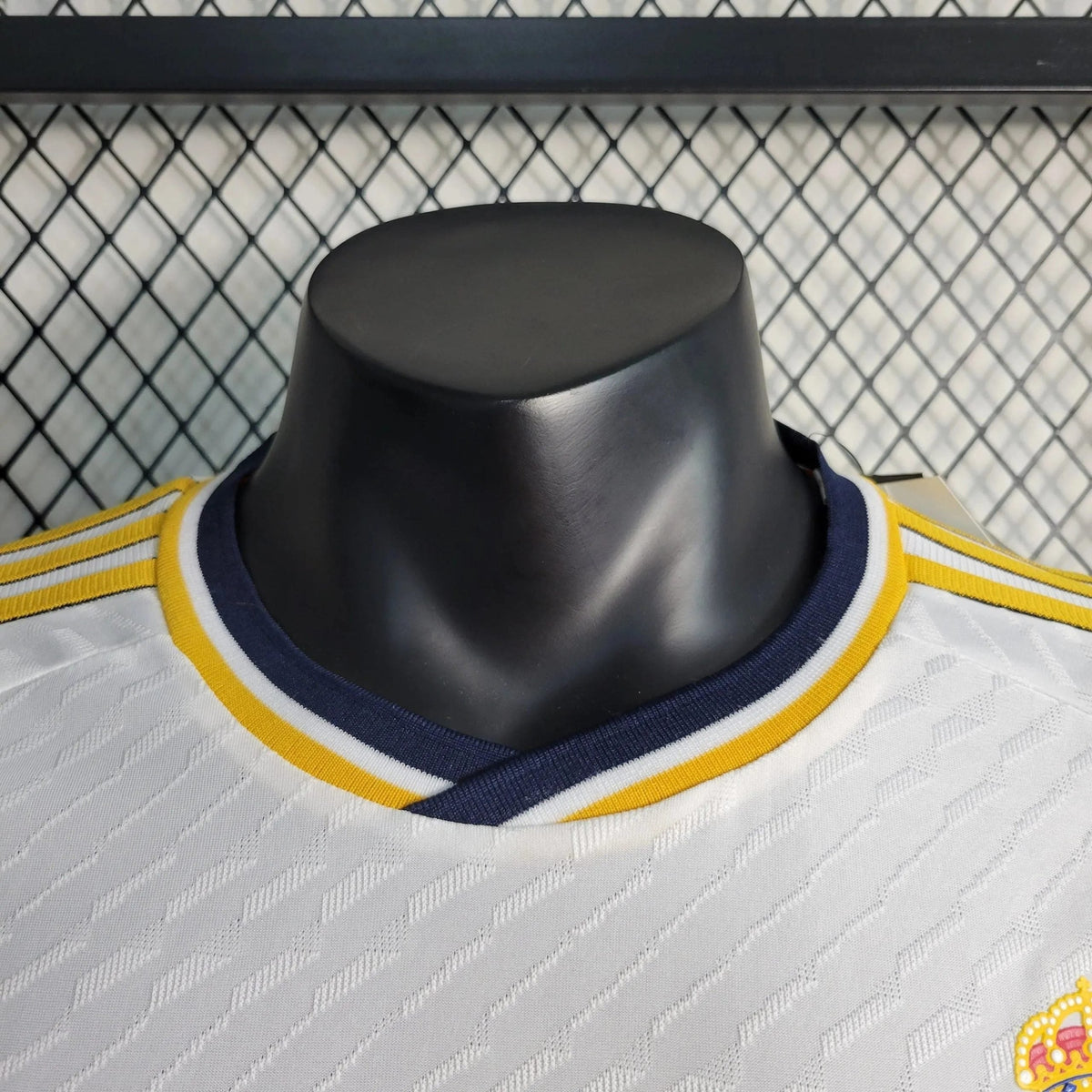 Home 23/24 Player Edition Shirt - View 7