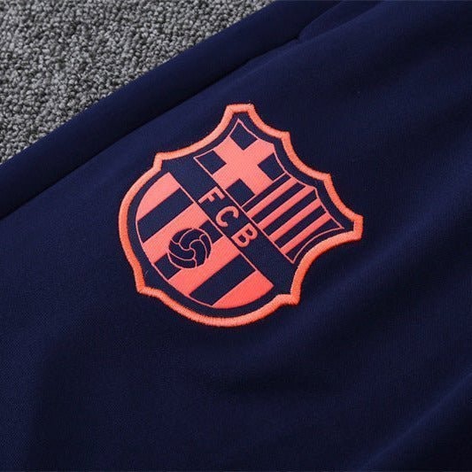 Special Edition Tracksuit Kit - Detail