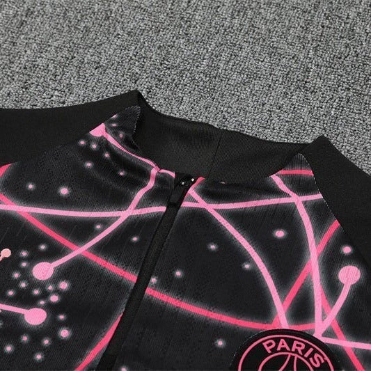 Special Edition Tracksuit Kit - Detail
