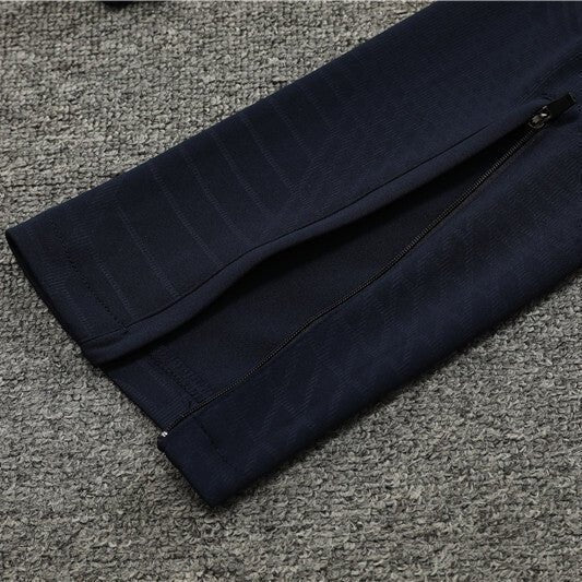 Special Edition Tracksuit Kit - Detail