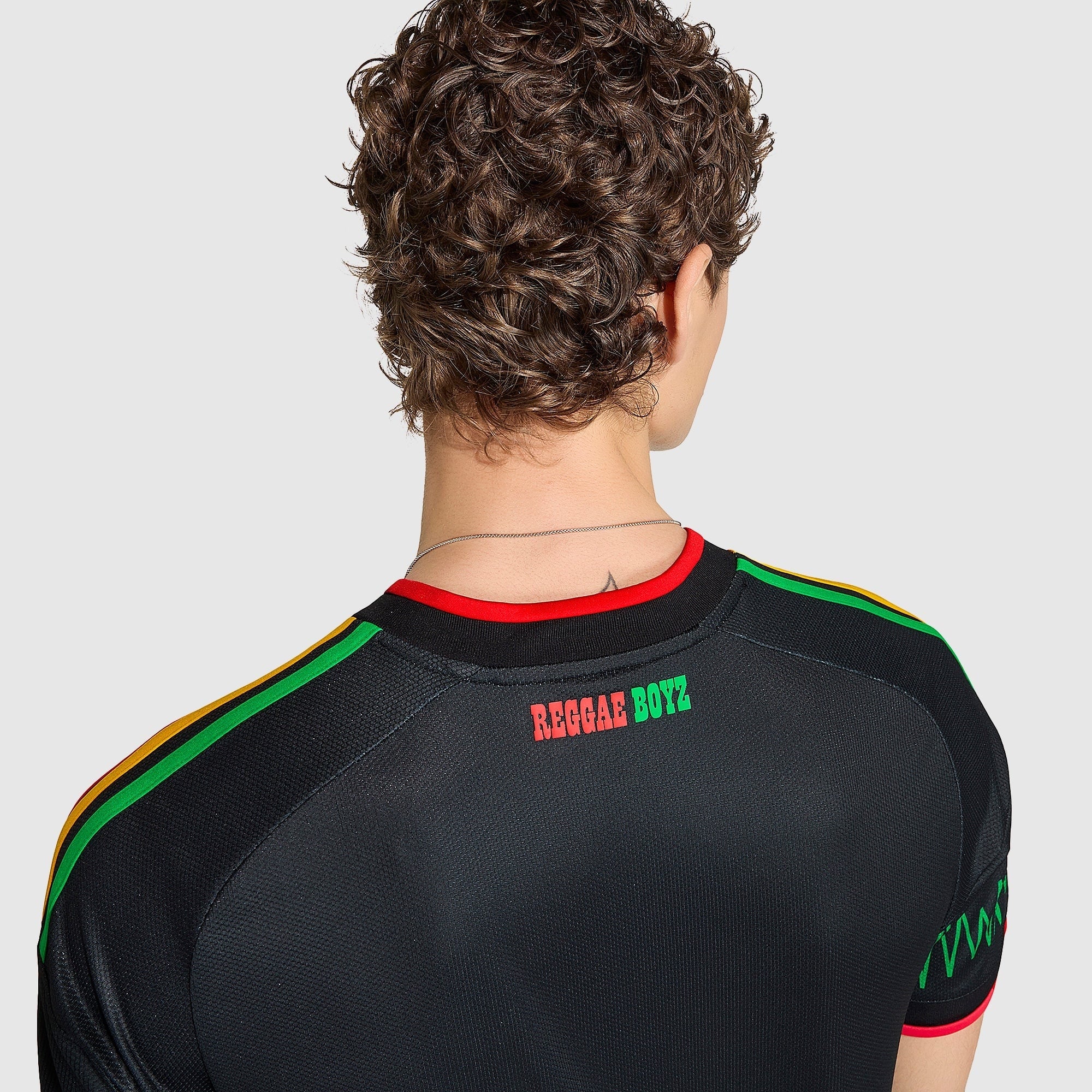 Away 26/27 Men’s Shirt - Detail