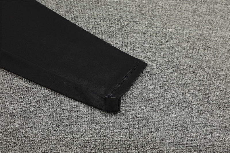 Special Edition Tracksuit Kit - Detail