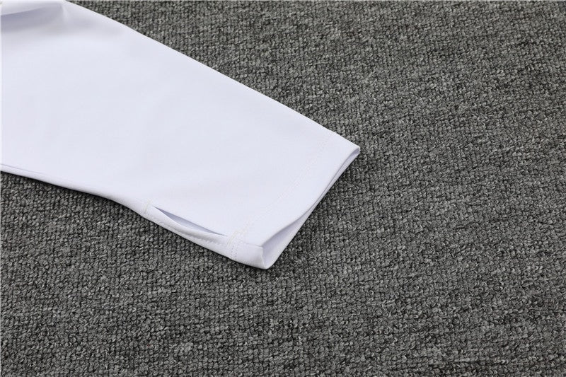 Special Edition Tracksuit Kit - Detail