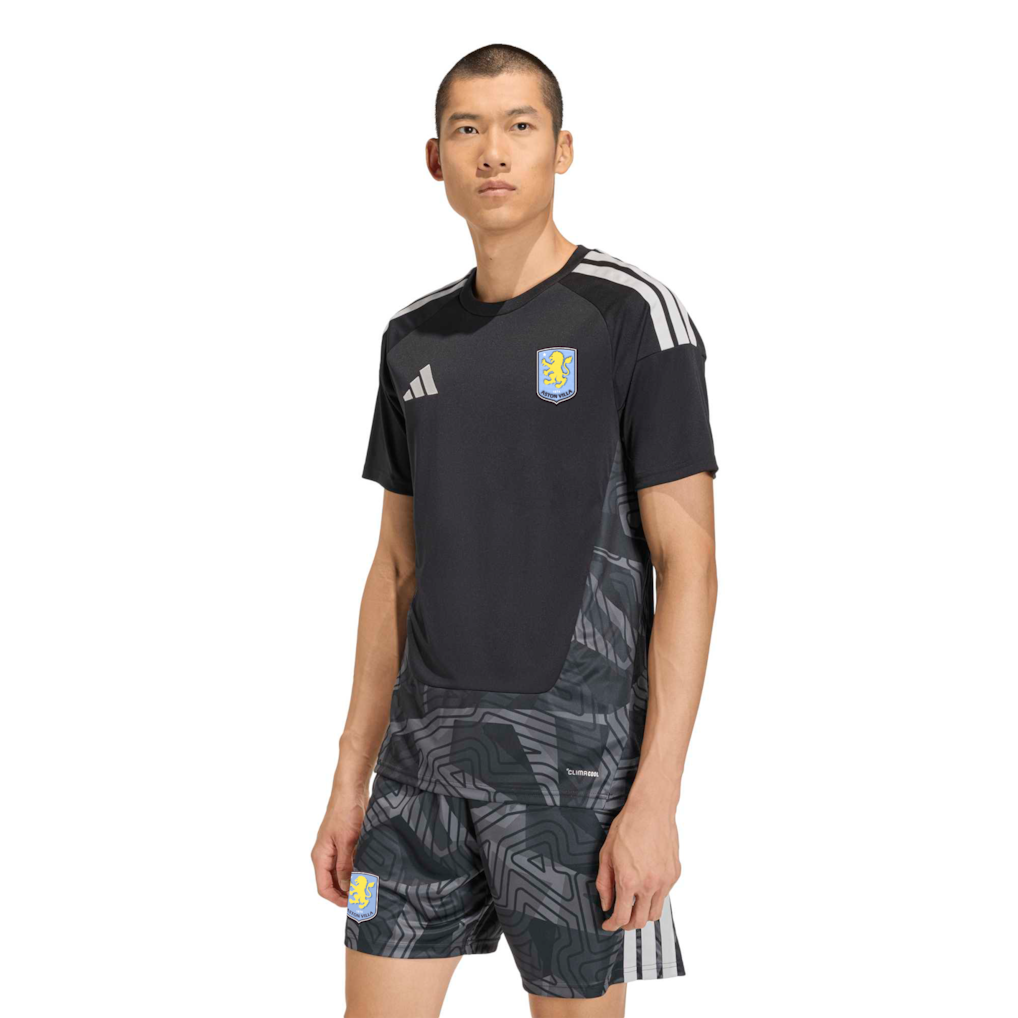 Goalkeeper 26/27 Shirt - Front On Model