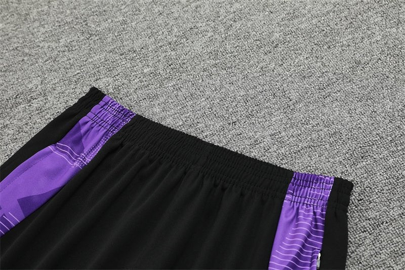 Special Edition Tracksuit Kit - Detail