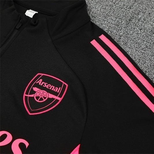 Special Edition Tracksuit Kit - Detail