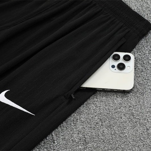 Training 25/26 Tracksuit Kit - Detail