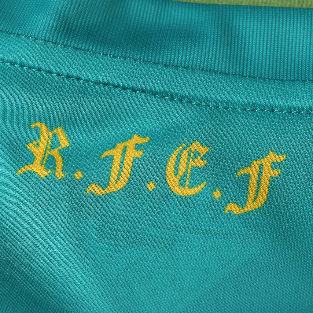 Spain 2010 Retro Goalkeeper Shirt - View 6