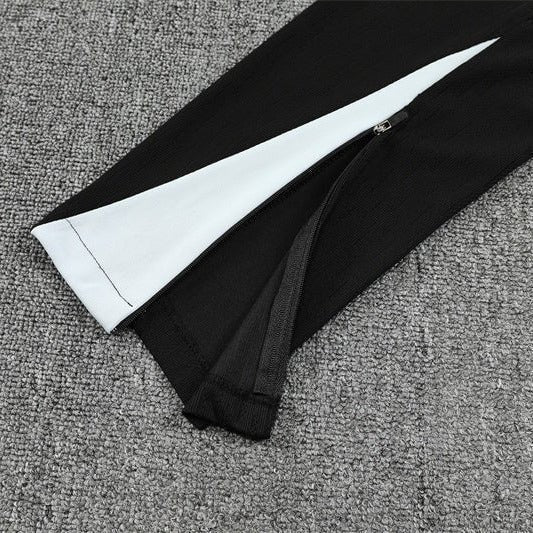 25/26 Tracksuit Kit - Detail