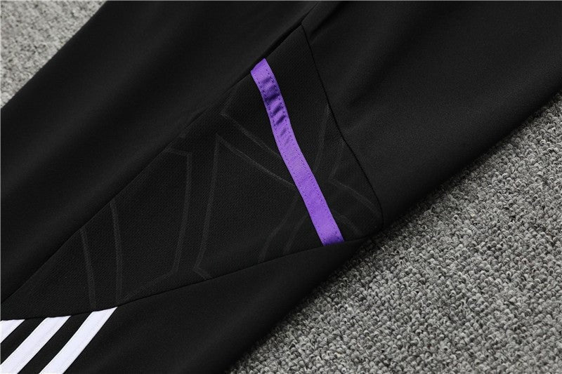 Special Edition Tracksuit Kit - Detail