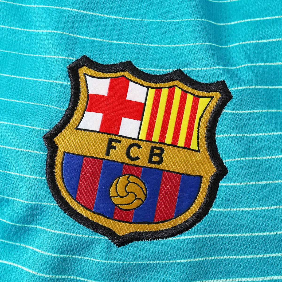 Retro Third 2016/17 Shirt - View 3