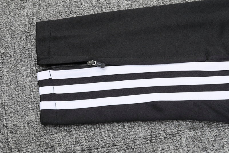 Special Edition Tracksuit Kit - Detail