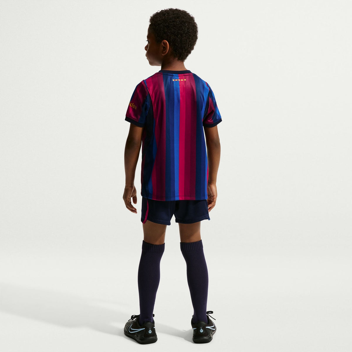 Home 26/27 Kids Shirt Kit - View 3