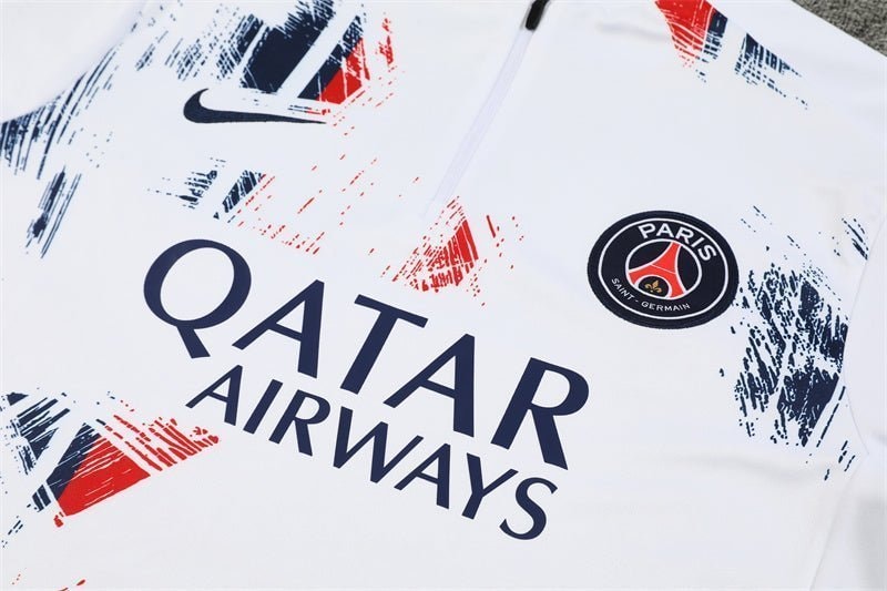 Special Edition Tracksuit Kit - Detail