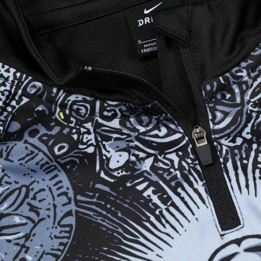 Special Edition Tracksuit Kit - Detail