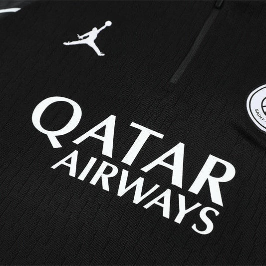 25/26 Tracksuit Kit - Detail