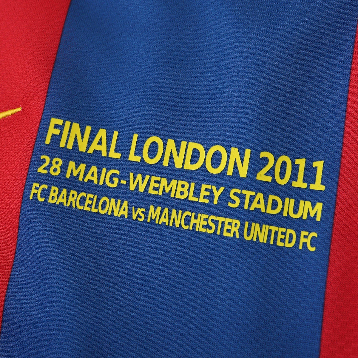 Retro Home 2010/11 Shirt - View 3