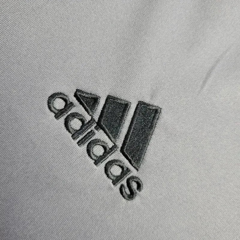 II 2005/06 Retro Away Shirt - View 3
