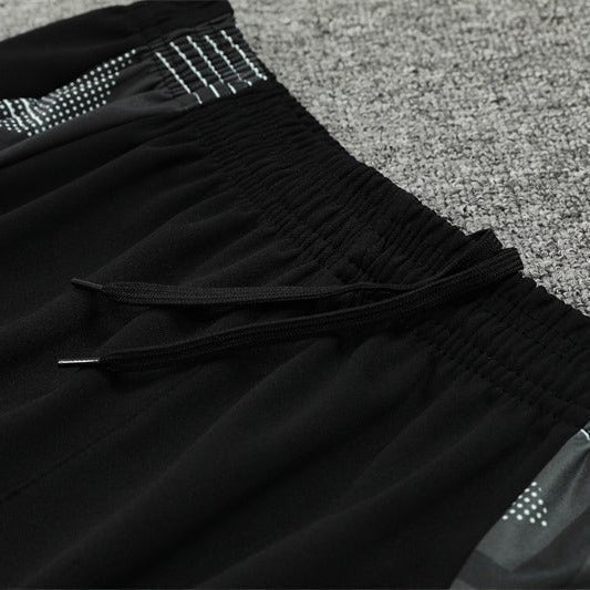 Special Edition Tracksuit Kit - Detail