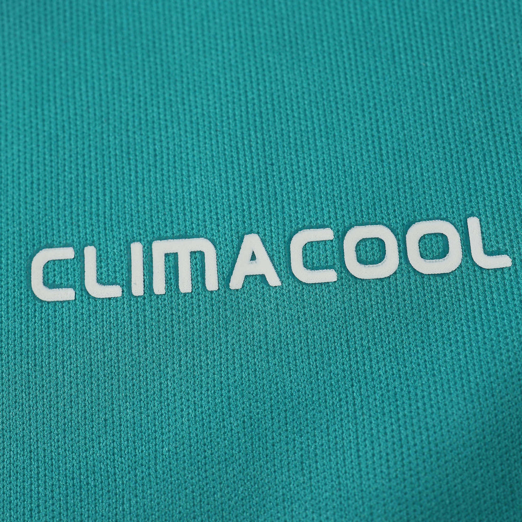 Spain 2010 Retro Goalkeeper Shirt - View 8